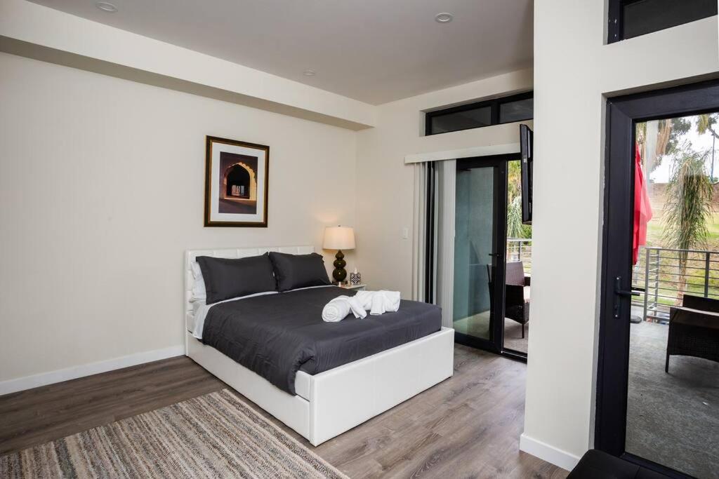 Studio With Large Balcony- San Diego Gateway Buitenkant foto