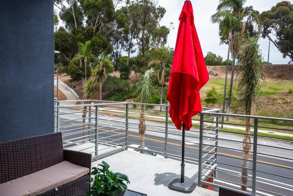 Studio With Large Balcony- San Diego Gateway Buitenkant foto