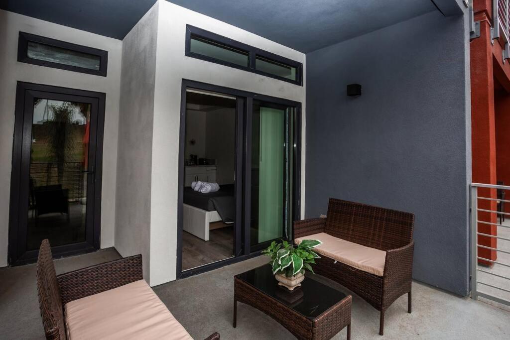 Studio With Large Balcony- San Diego Gateway Buitenkant foto